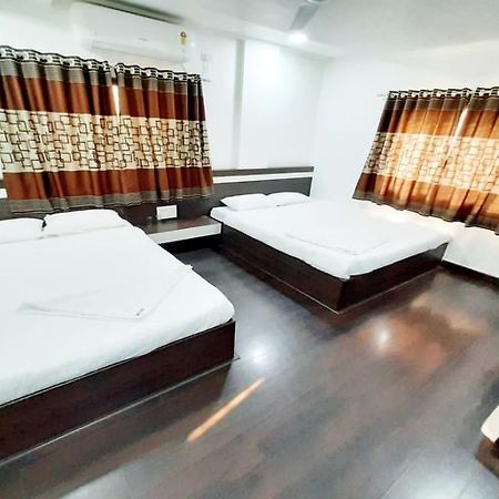 Hotel United House Shirdi Exterior photo