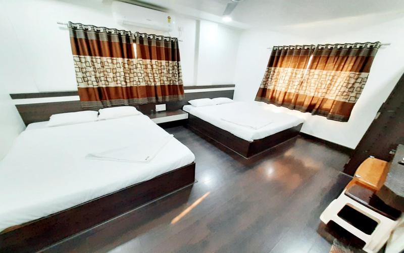 Hotel United House Shirdi Exterior photo