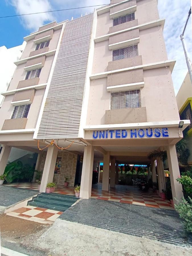 Hotel United House Shirdi Exterior photo