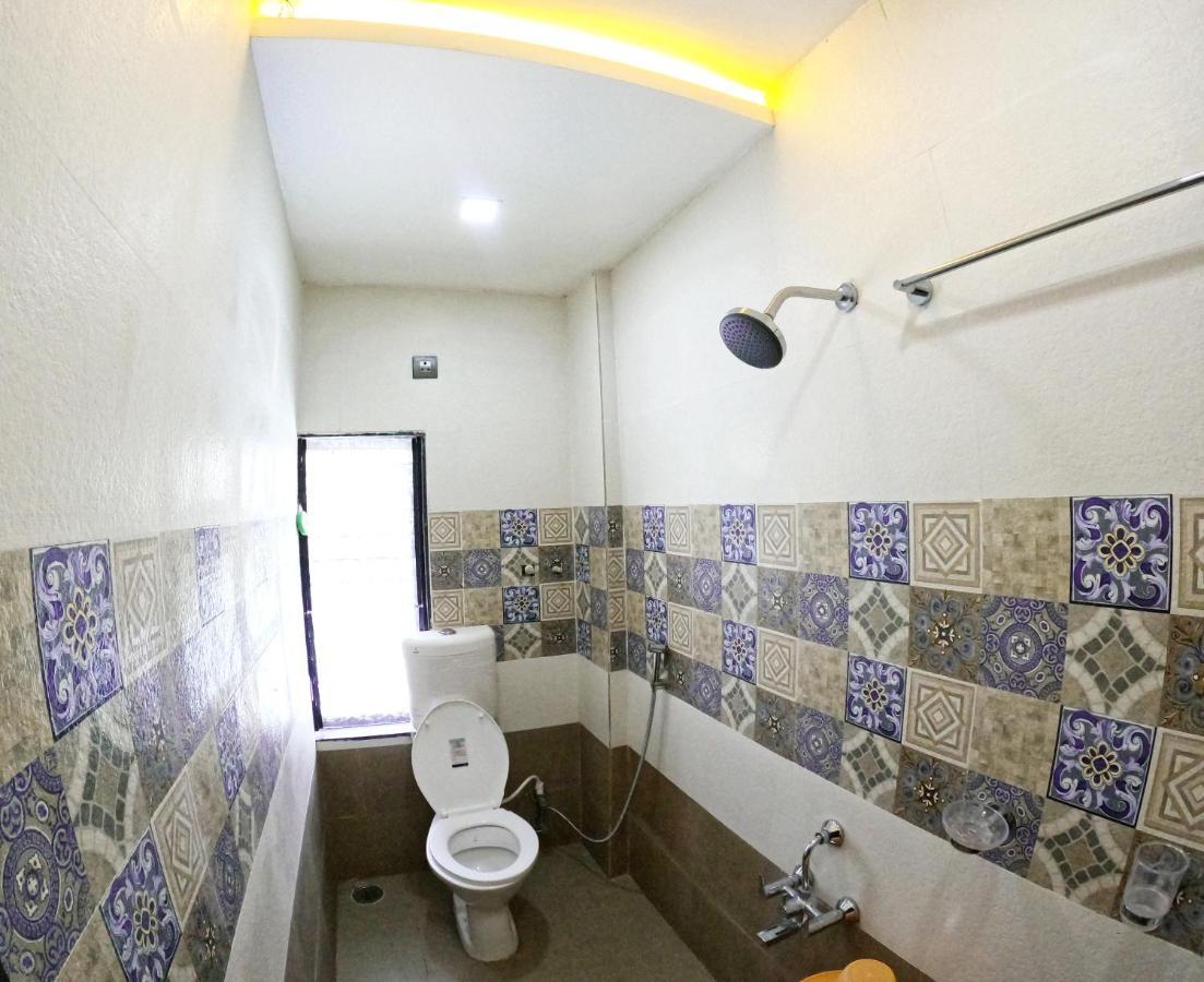 Hotel United House Shirdi Exterior photo